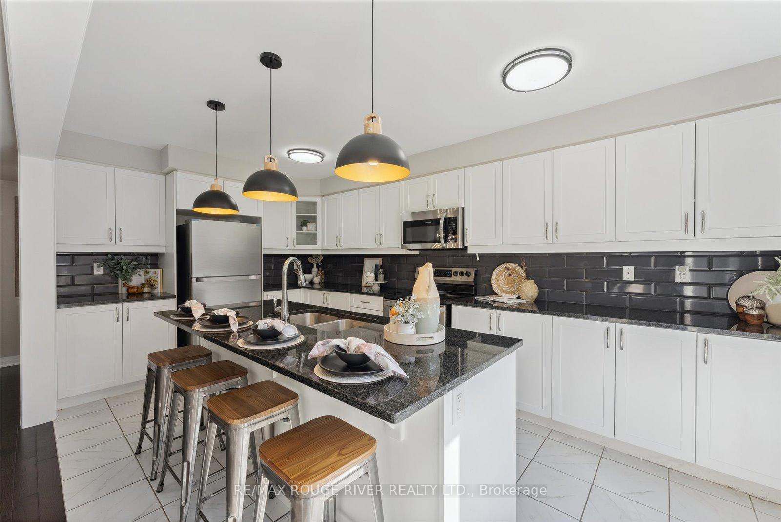 Photo 11 of 59 Littlebeck Crescent, Whitby, Rural Whitby — HOMEH