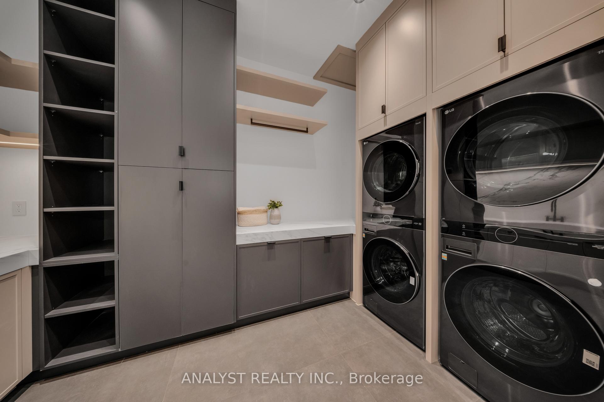 Photo 34 of 178 Rushworth Crescent, Vaughan, Kleinburg — HOMEH