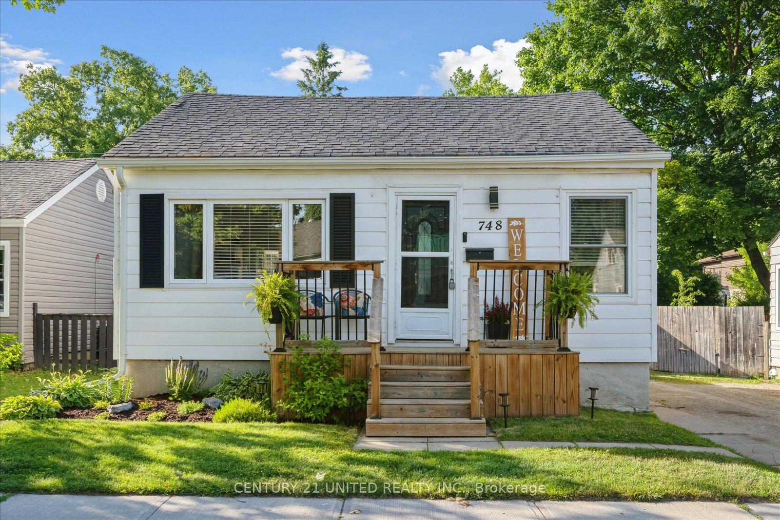 Photo 1 of 748 Brown Street, Peterborough, Otonabee Ward 1 — HOMEH