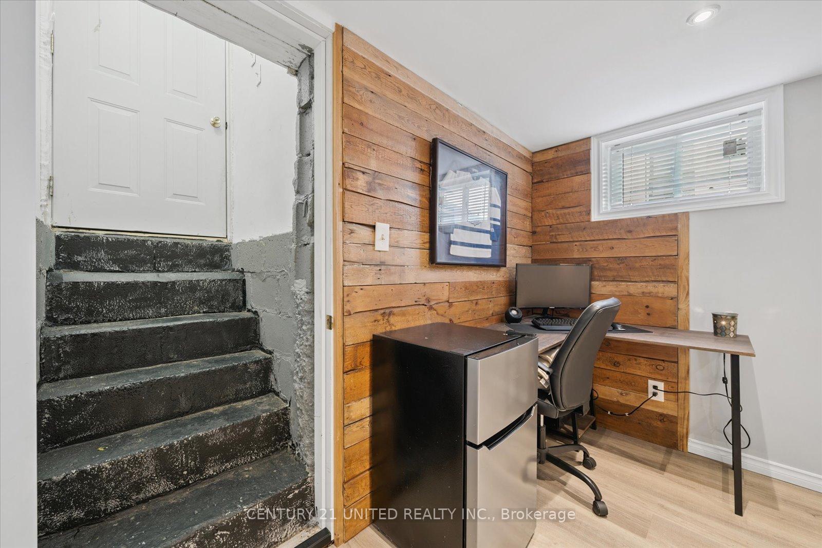 Photo 25 of 748 Brown Street, Peterborough, Otonabee Ward 1 — HOMEH