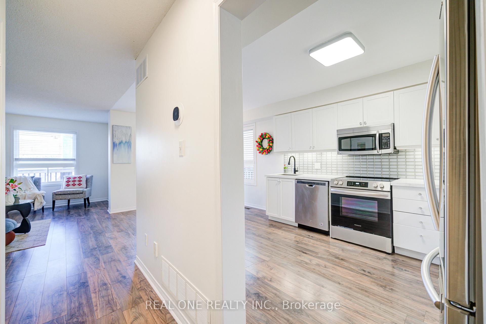 Photo 6 of 1714 Radcliffe Drive, Oshawa, Samac — HOMEH