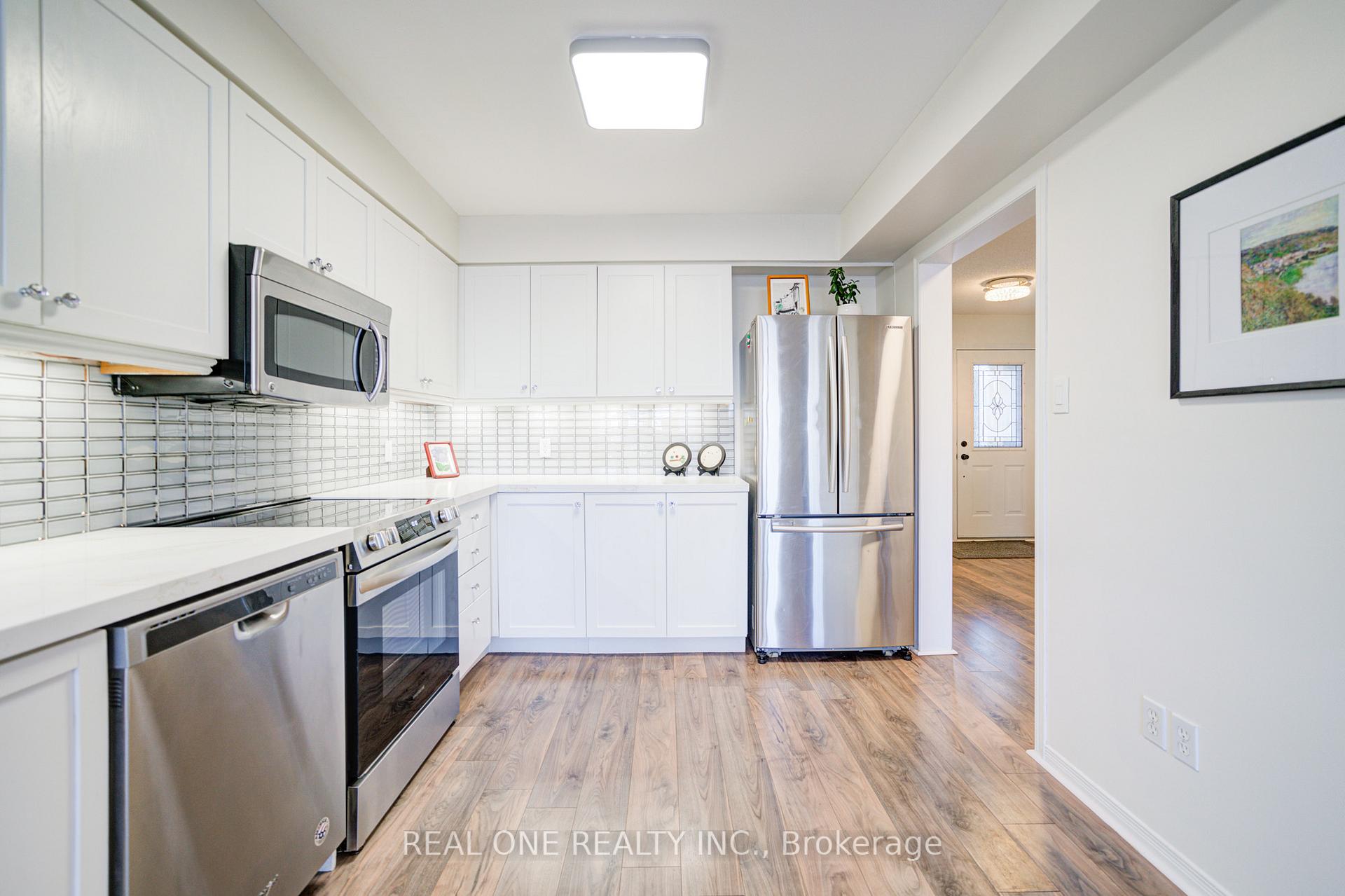 Photo 9 of 1714 Radcliffe Drive, Oshawa, Samac — HOMEH