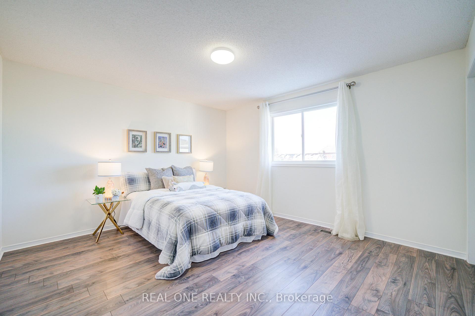 Photo 23 of 1714 Radcliffe Drive, Oshawa, Samac — HOMEH