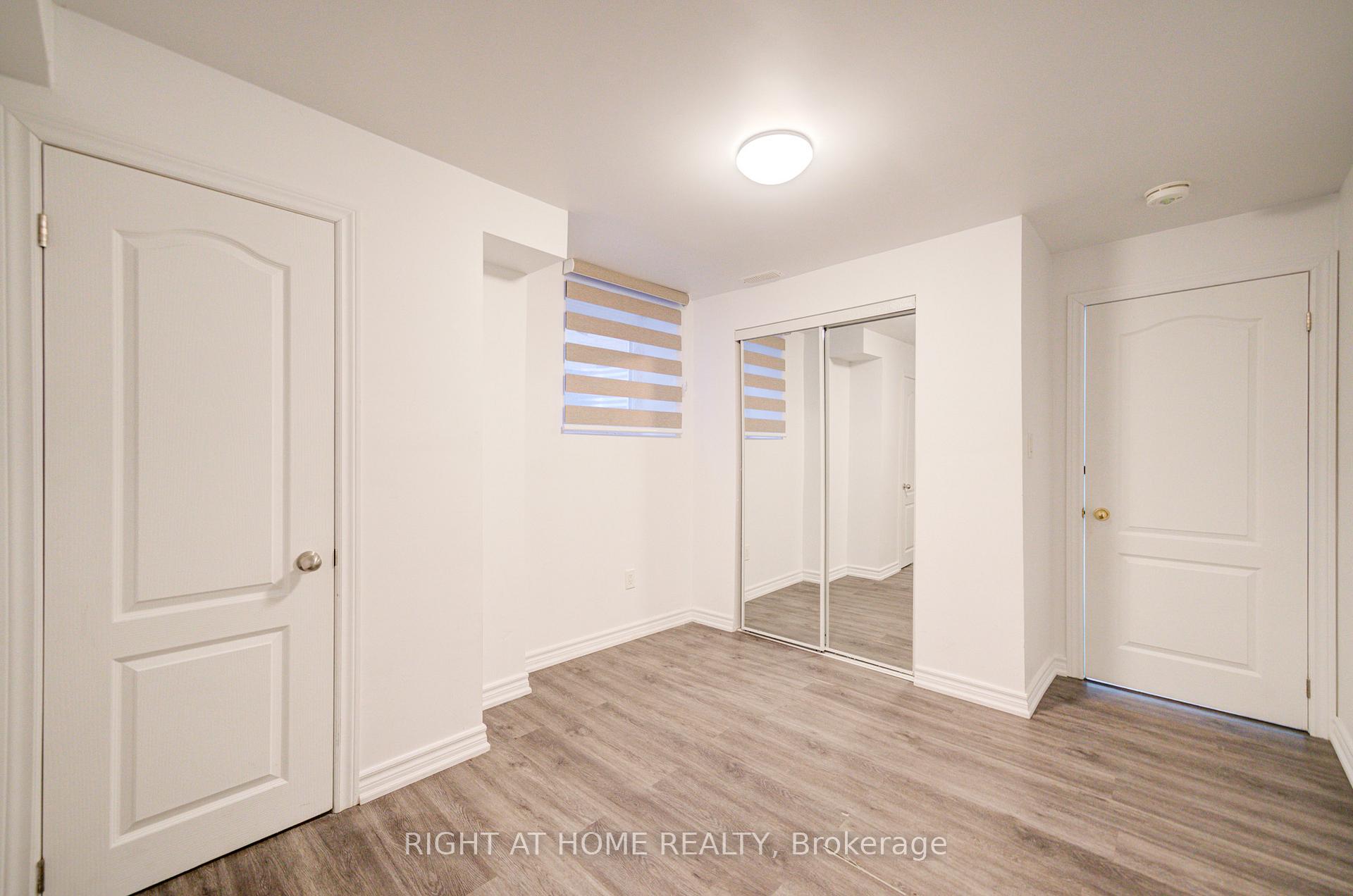 Photo 37 of 4 Hassard-Short Lane, Ajax, South East — HOMEH