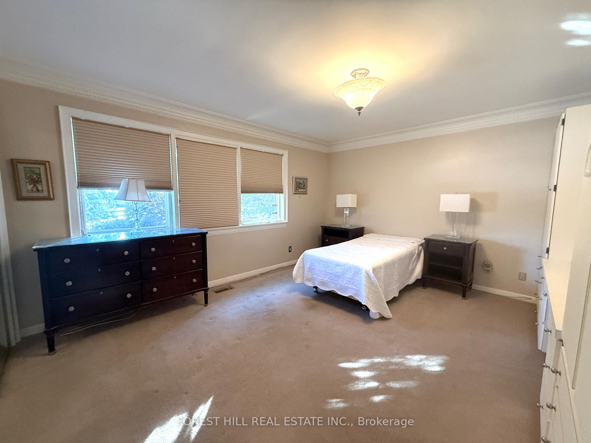 Photo 12 of 300 Glenview Avenue, Oshawa, Northglen — HOMEH