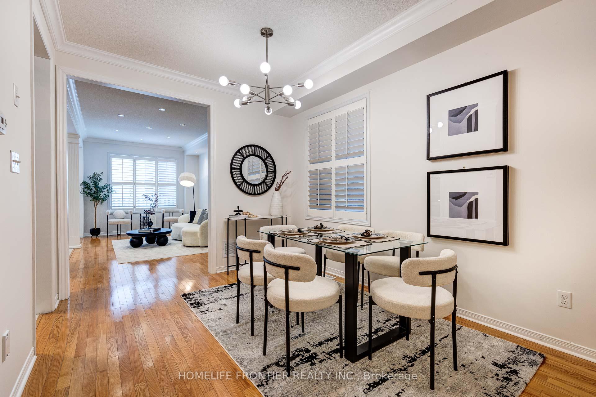 Photo 6 of 17 White Beach Crescent, Vaughan, Patterson — HOMEH