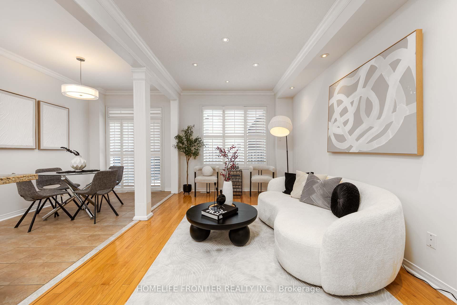 Photo 11 of 17 White Beach Crescent, Vaughan, Patterson — HOMEH