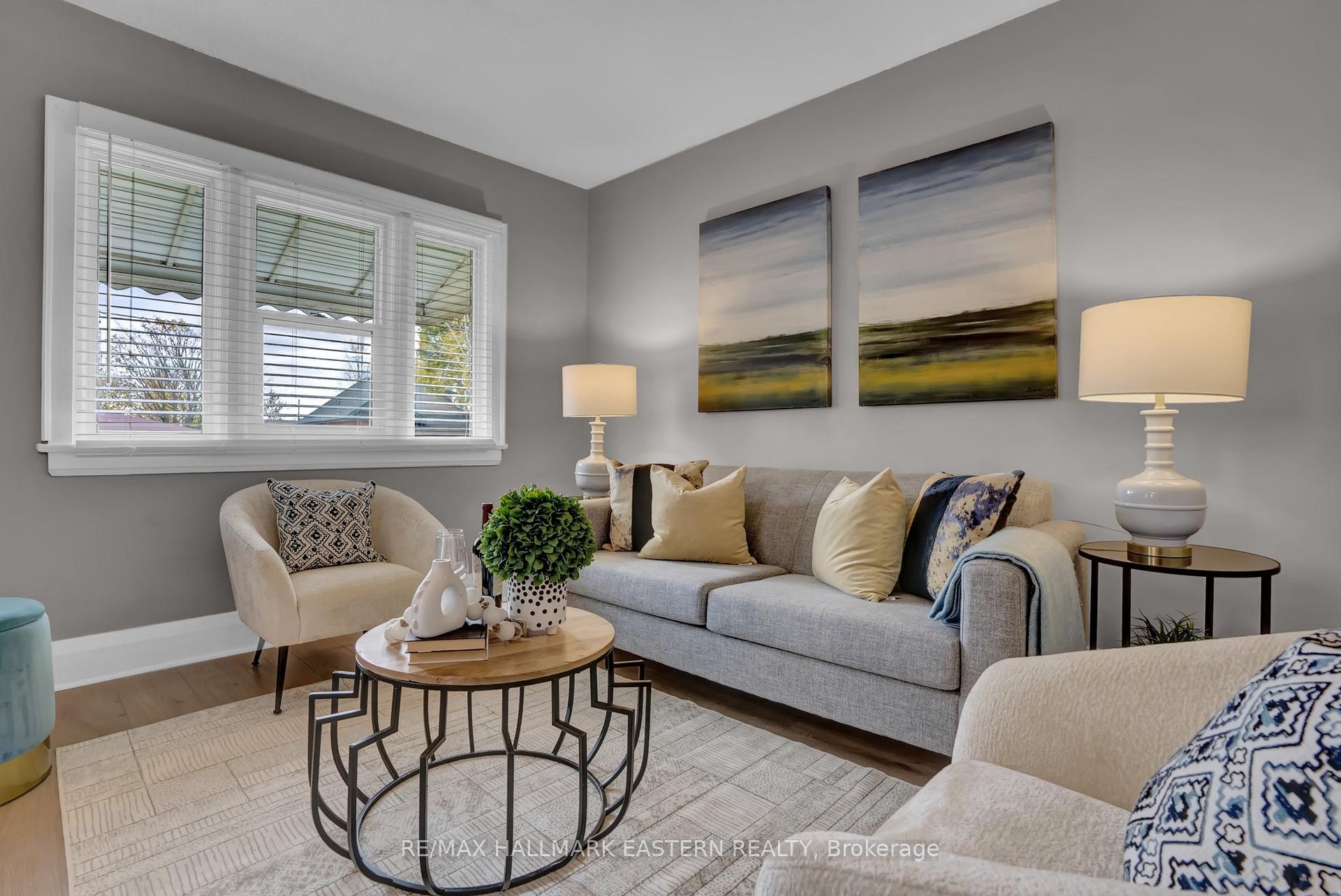 Photo 9 of 114 Thomas Street, Oshawa, Lakeview — HOMEH