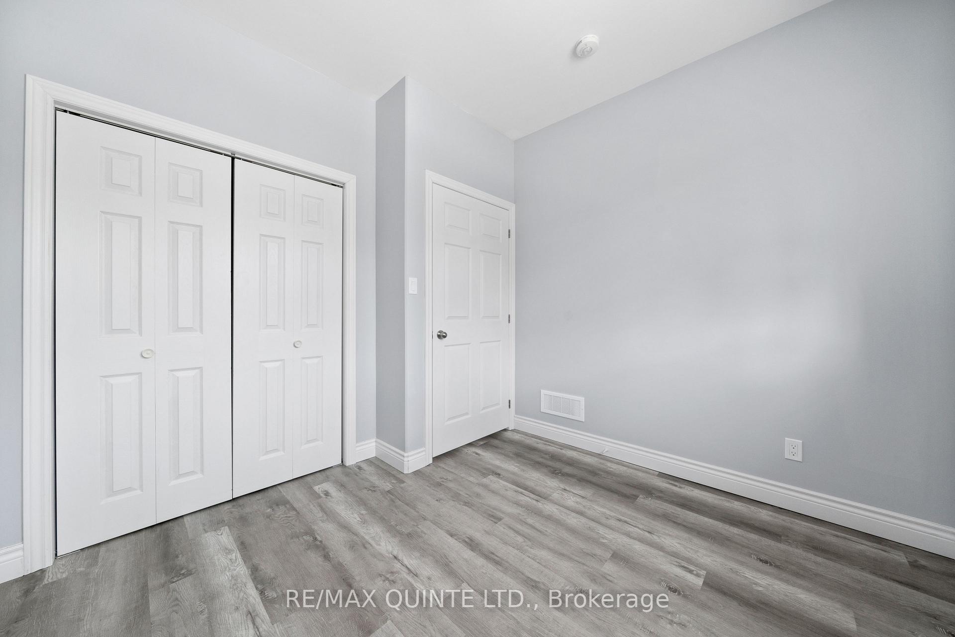 Photo 24 of 120 Stanley Street, Belleville, Belleville Ward — HOMEH