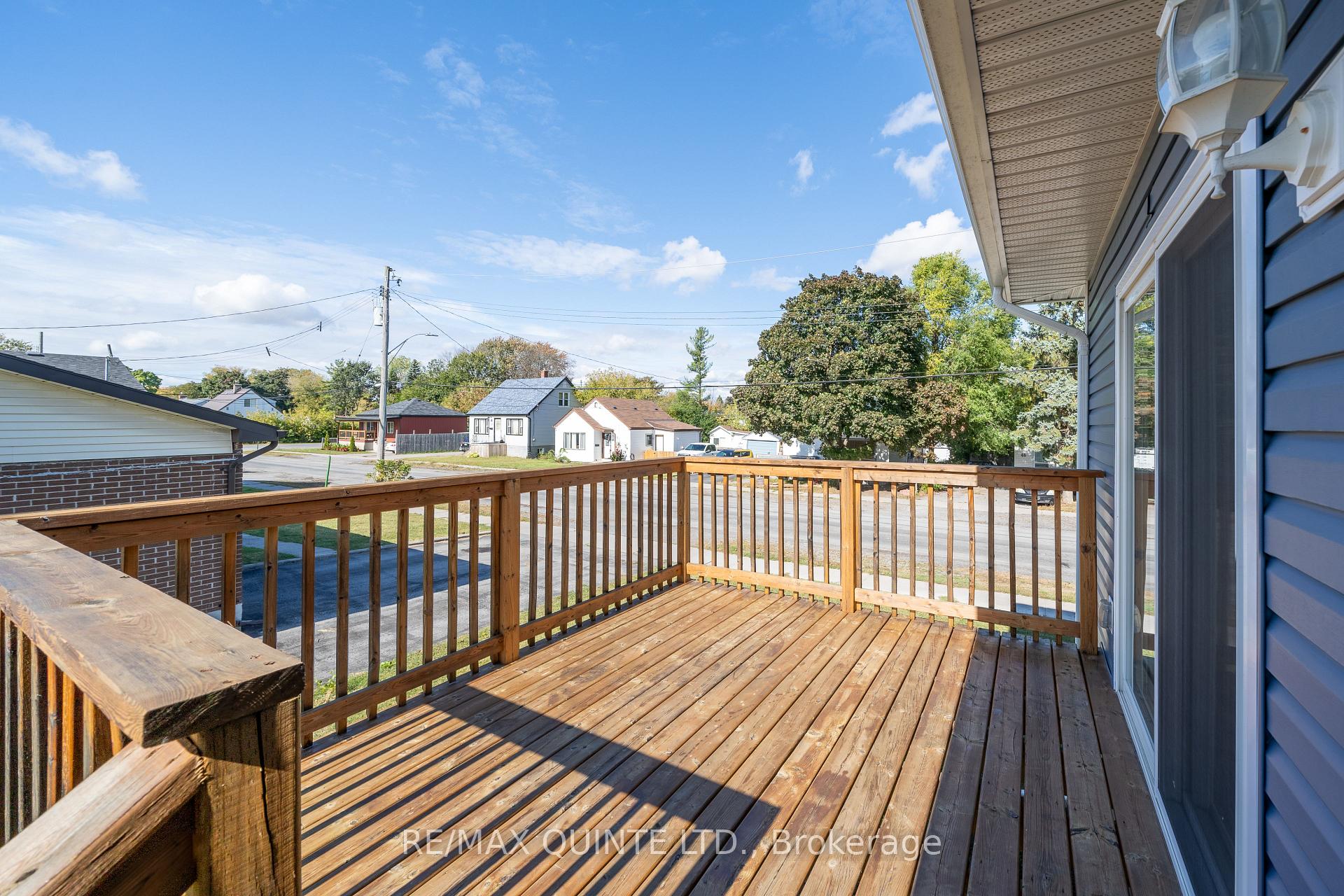 Photo 17 of 120 Stanley Street, Belleville, Belleville Ward — HOMEH