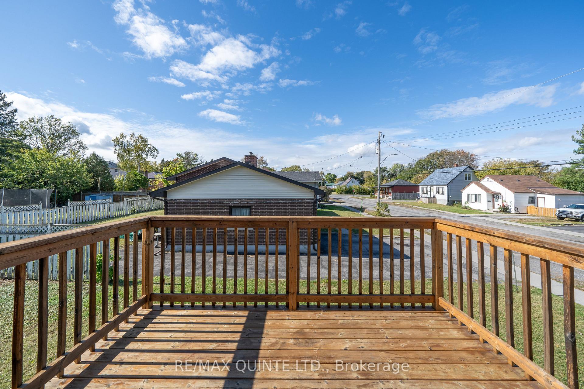 Photo 19 of 120 Stanley Street, Belleville, Belleville Ward — HOMEH