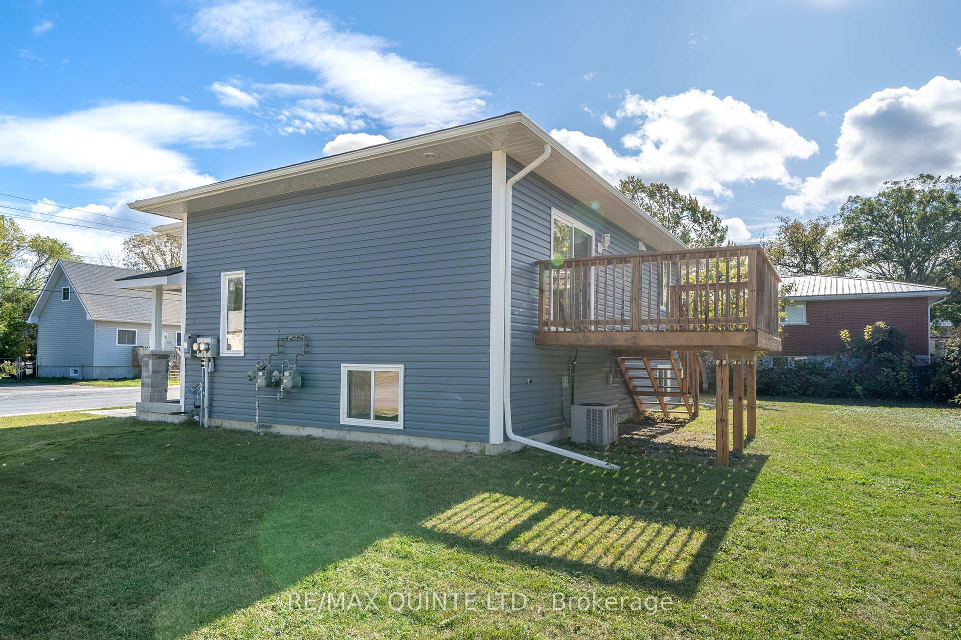 Photo 20 of 120 Stanley Street, Belleville, Belleville Ward — HOMEH