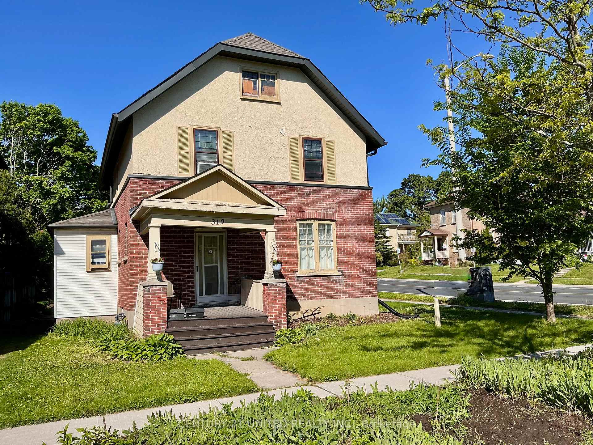 Front of 319 Elias Avenue