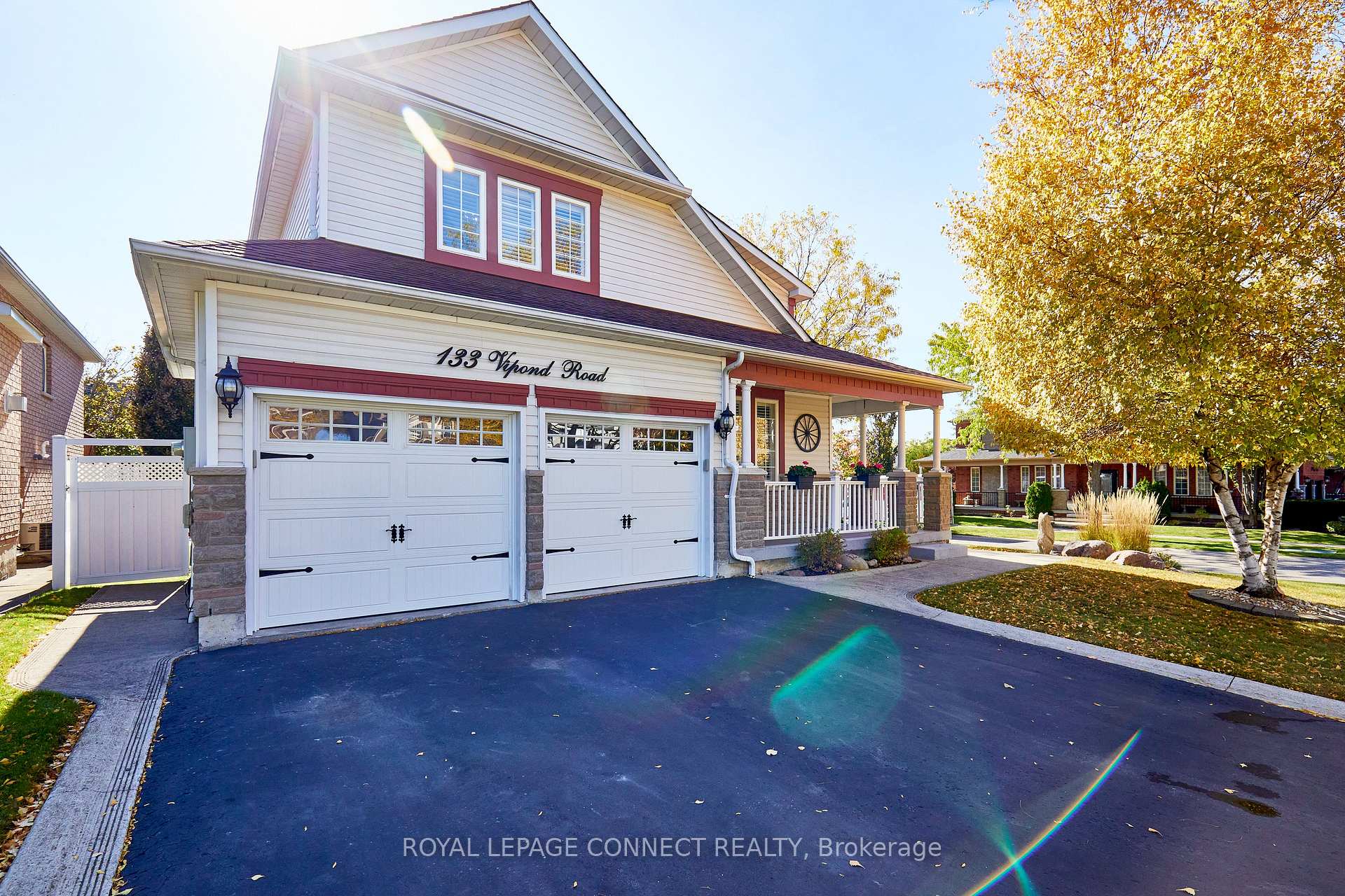 Photo 2 of 133 Vipond Road, Whitby, Brooklin — HOMEH