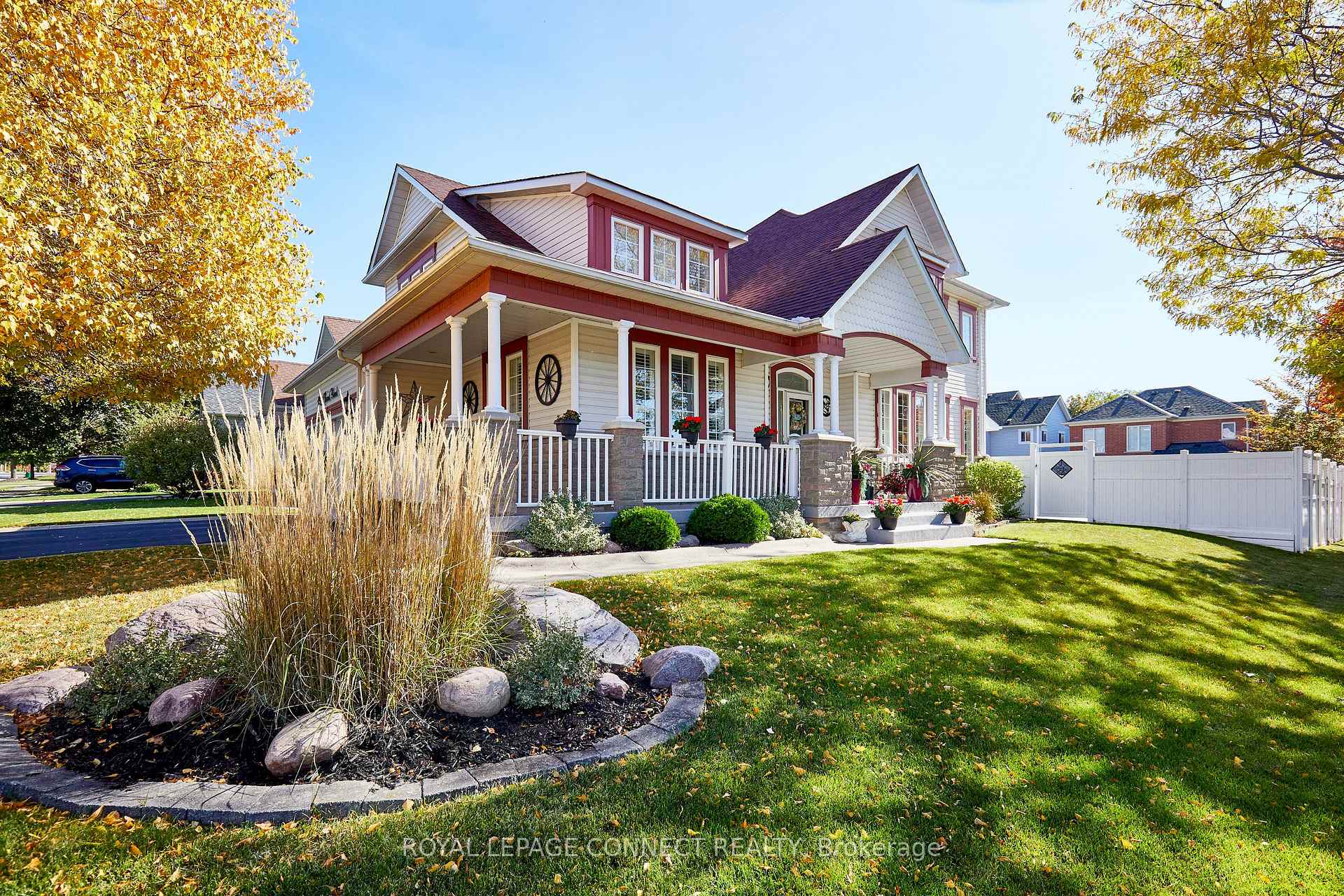 Photo 3 of 133 Vipond Road, Whitby, Brooklin — HOMEH