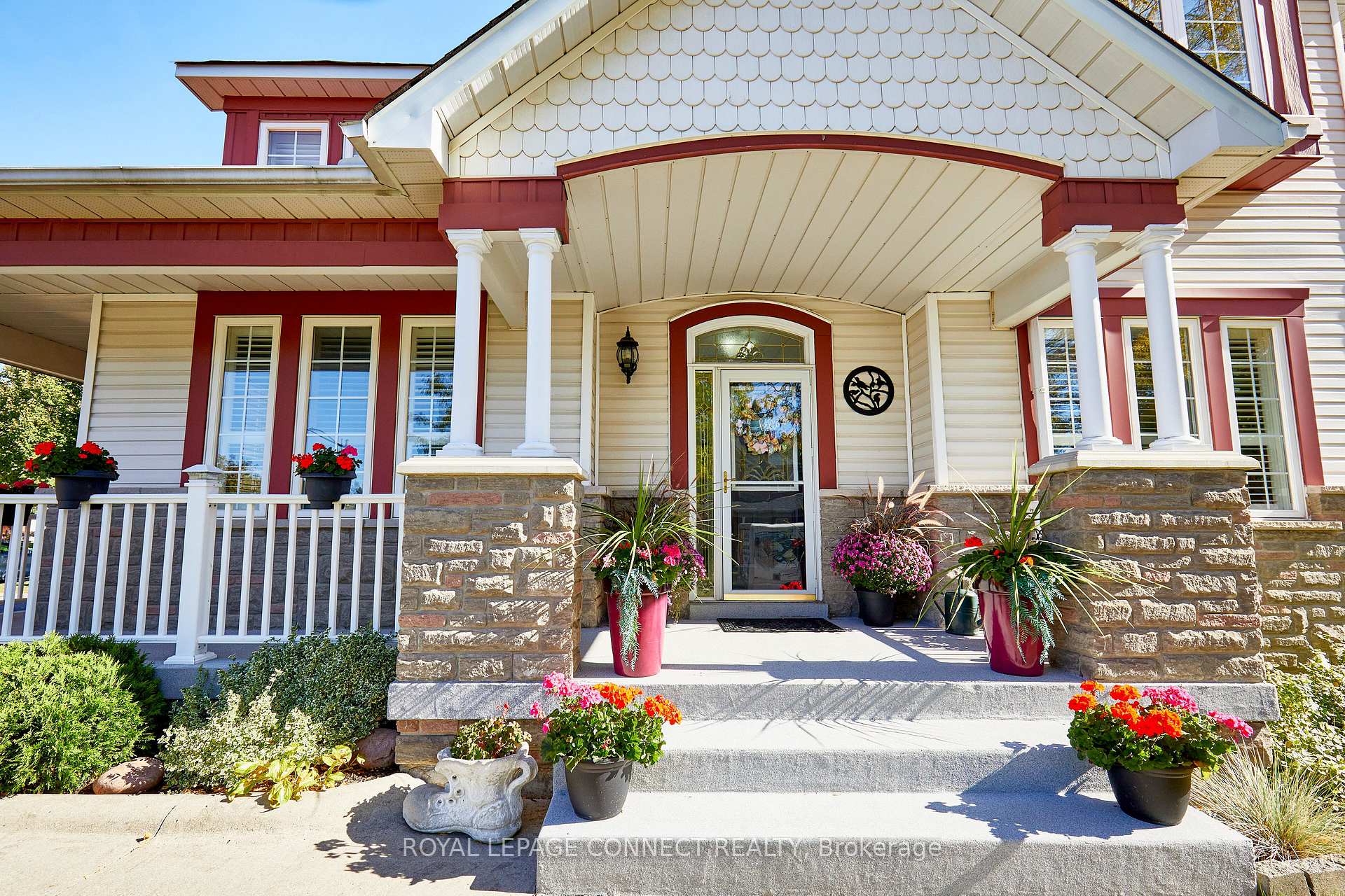 Photo 5 of 133 Vipond Road, Whitby, Brooklin — HOMEH