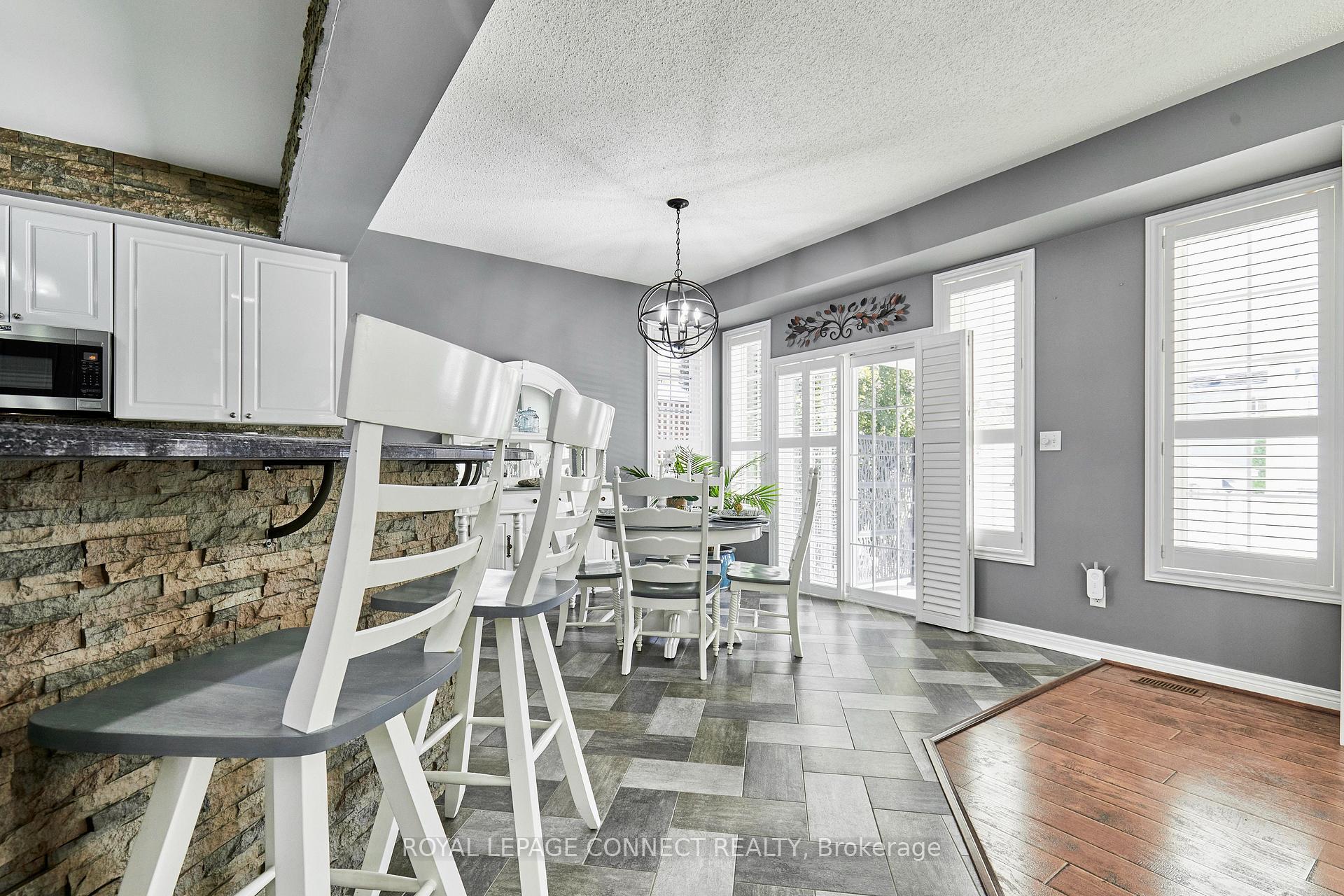 Photo 12 of 133 Vipond Road, Whitby, Brooklin — HOMEH