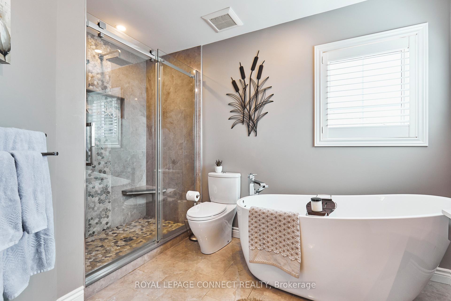 Photo 27 of 133 Vipond Road, Whitby, Brooklin — HOMEH