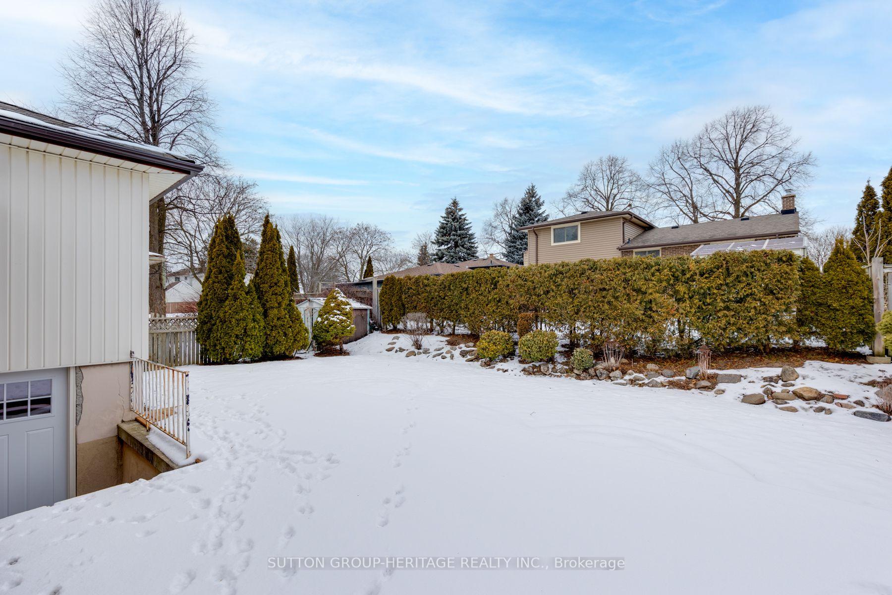 Photo 37 of 1040 Denise Drive, Oshawa, Donevan — HOMEH