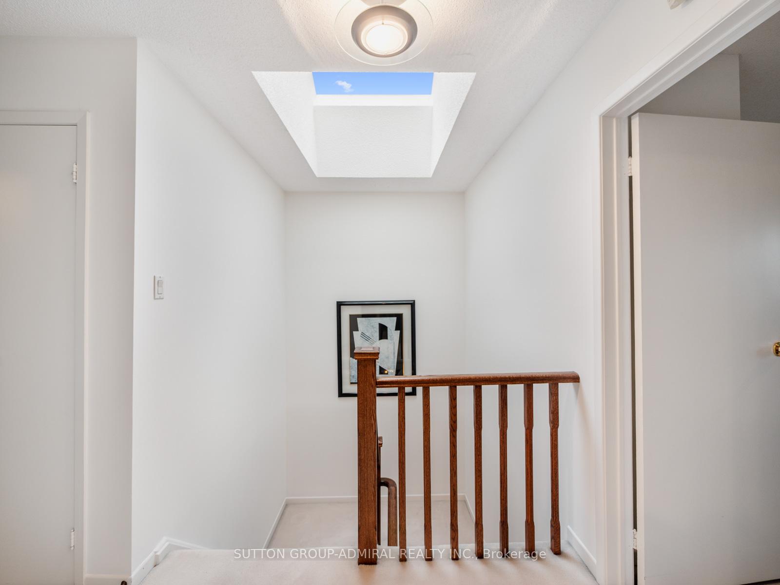 Photo 18 of 61 Ramblewood Lane, Vaughan, Brownridge — HOMEH