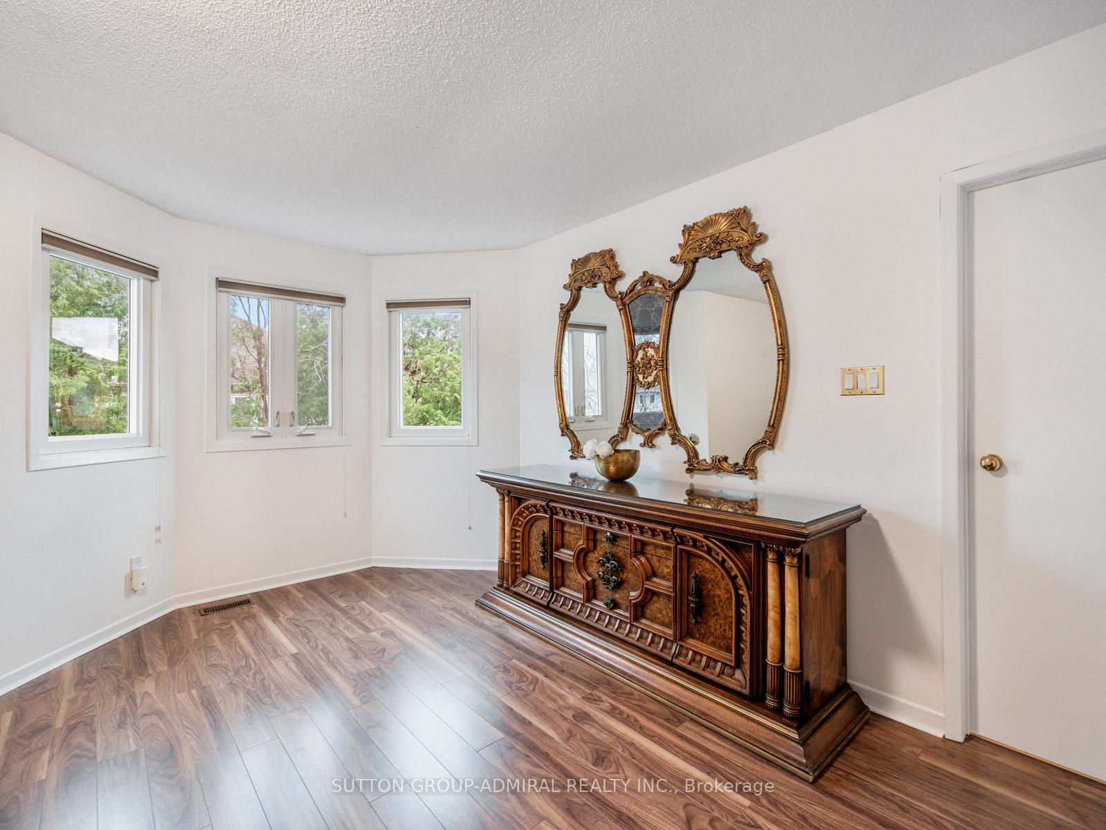 Photo 31 of 61 Ramblewood Lane, Vaughan, Brownridge — HOMEH