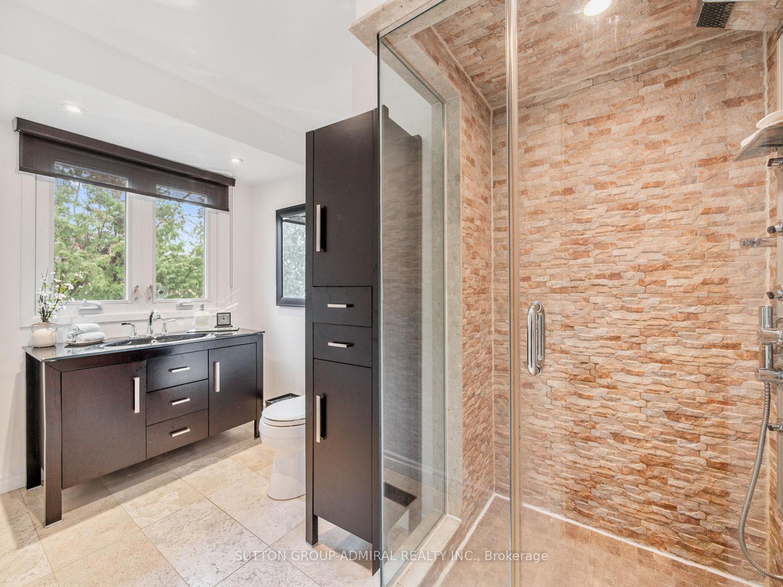 Photo 33 of 61 Ramblewood Lane, Vaughan, Brownridge — HOMEH