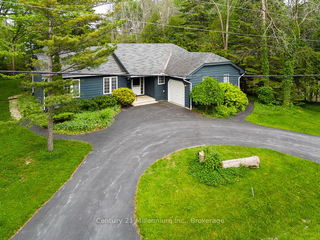 Photo 2 of 111 Patricia Drive, Blue Mountains — HOMEH