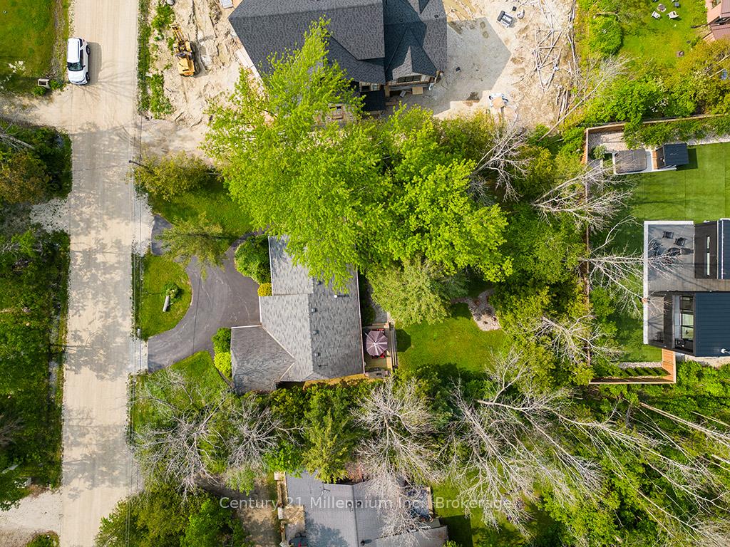 Photo 8 of 111 Patricia Drive, Blue Mountains — HOMEH