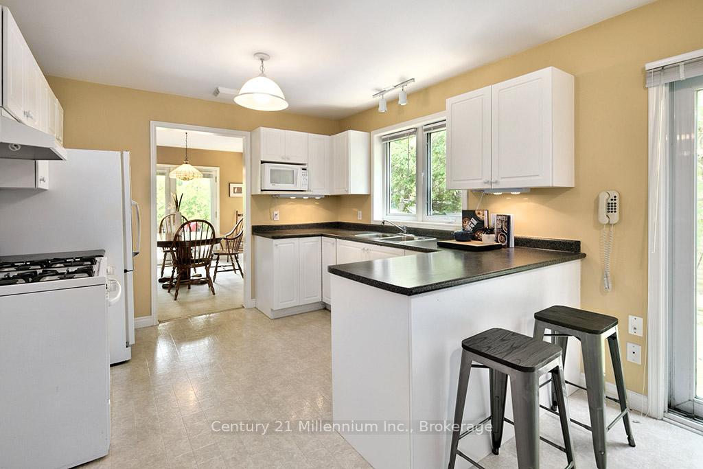 Photo 18 of 111 Patricia Drive, Blue Mountains — HOMEH