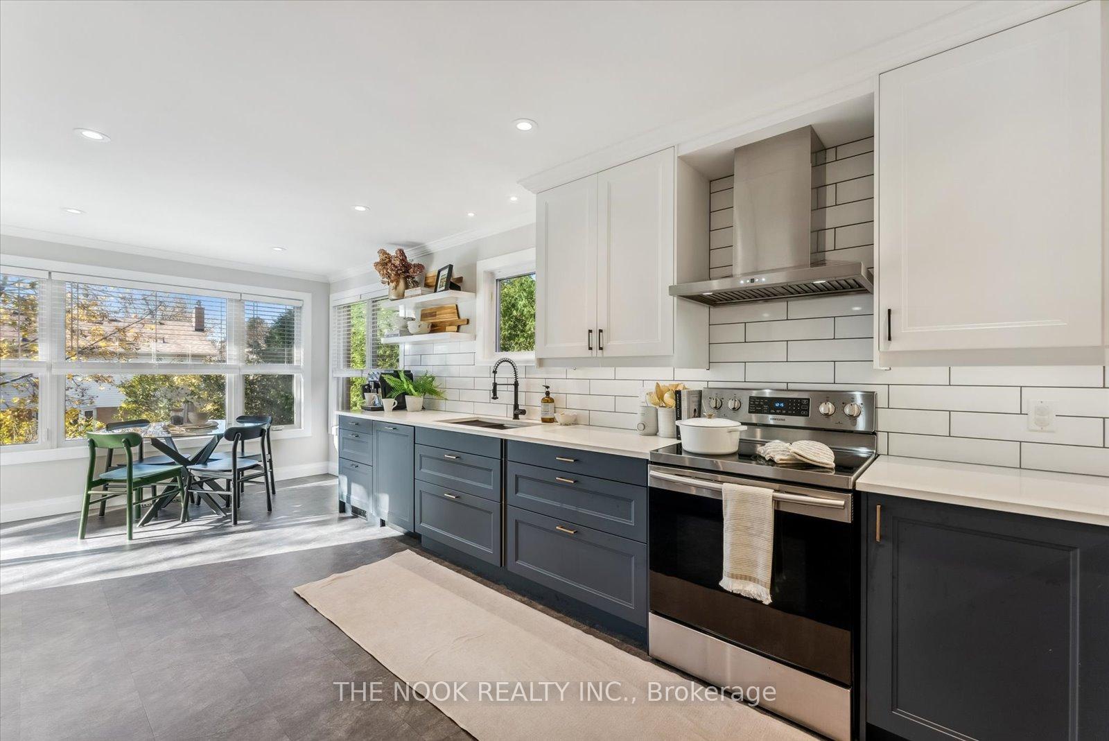 Photo 7 of 349 Regal Briar Street, Whitby, Blue Grass Meadows — HOMEH