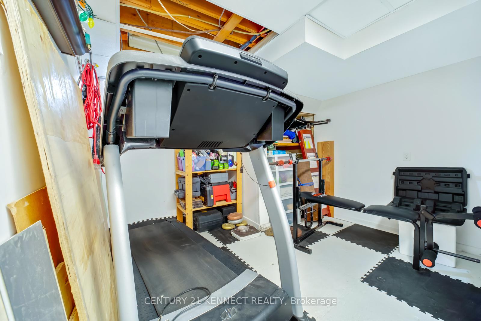 Photo 22 of 172 Waverly Street S, Oshawa, Vanier — HOMEH