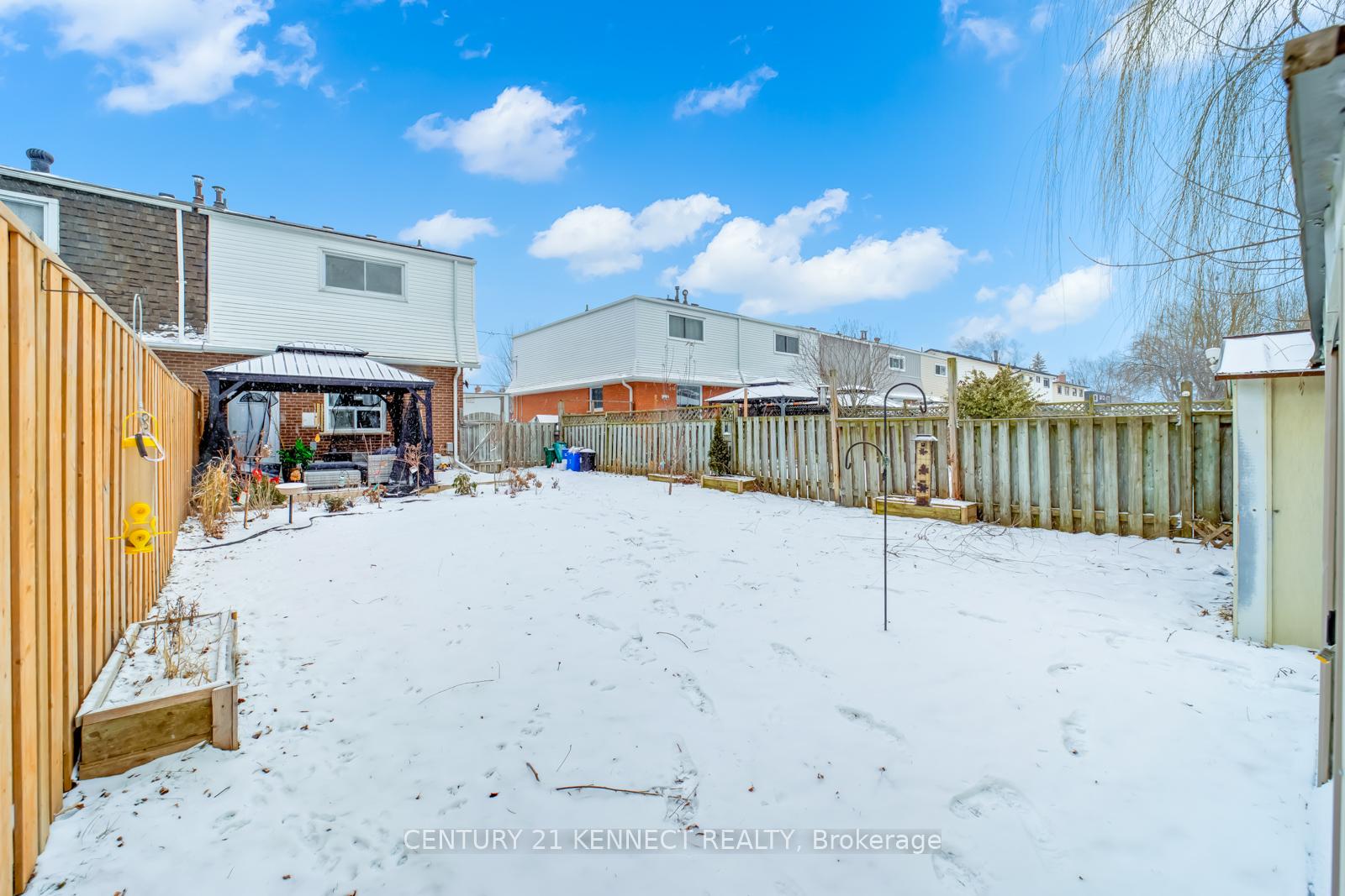 Photo 24 of 172 Waverly Street S, Oshawa, Vanier — HOMEH