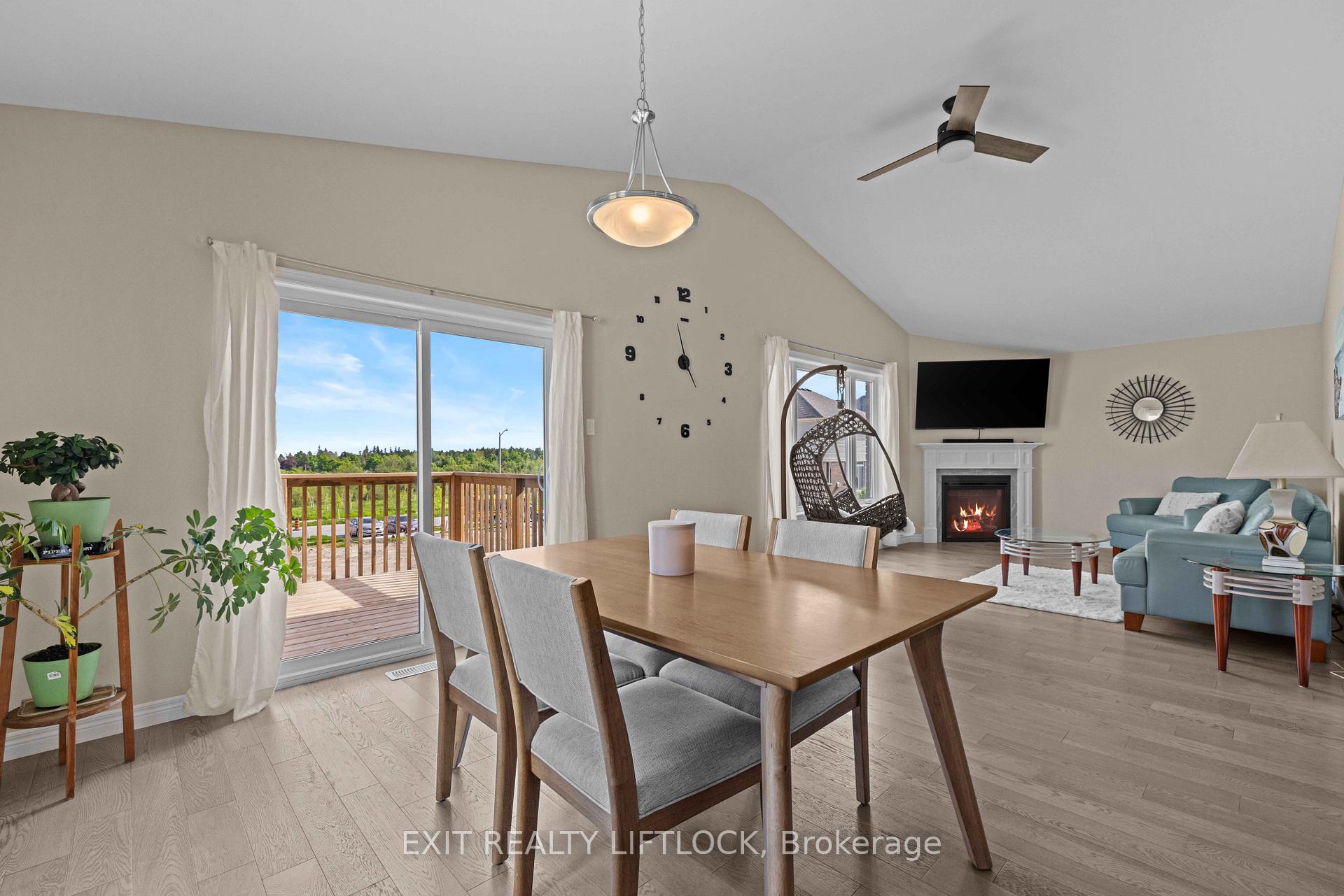 Photo 13 of 100 York Drive, Peterborough, Monaghan Ward 2 — HOMEH