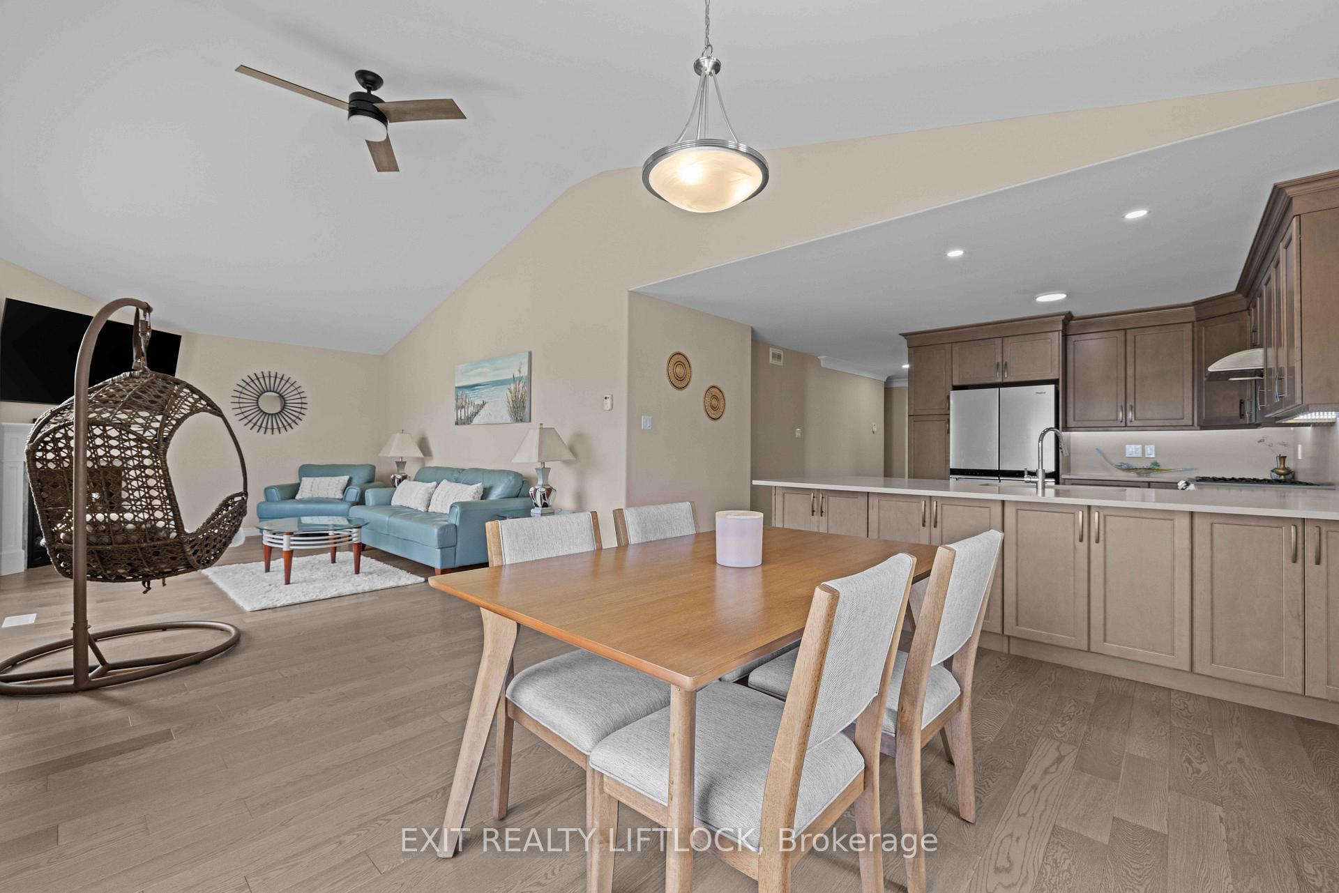 Photo 14 of 100 York Drive, Peterborough, Monaghan Ward 2 — HOMEH