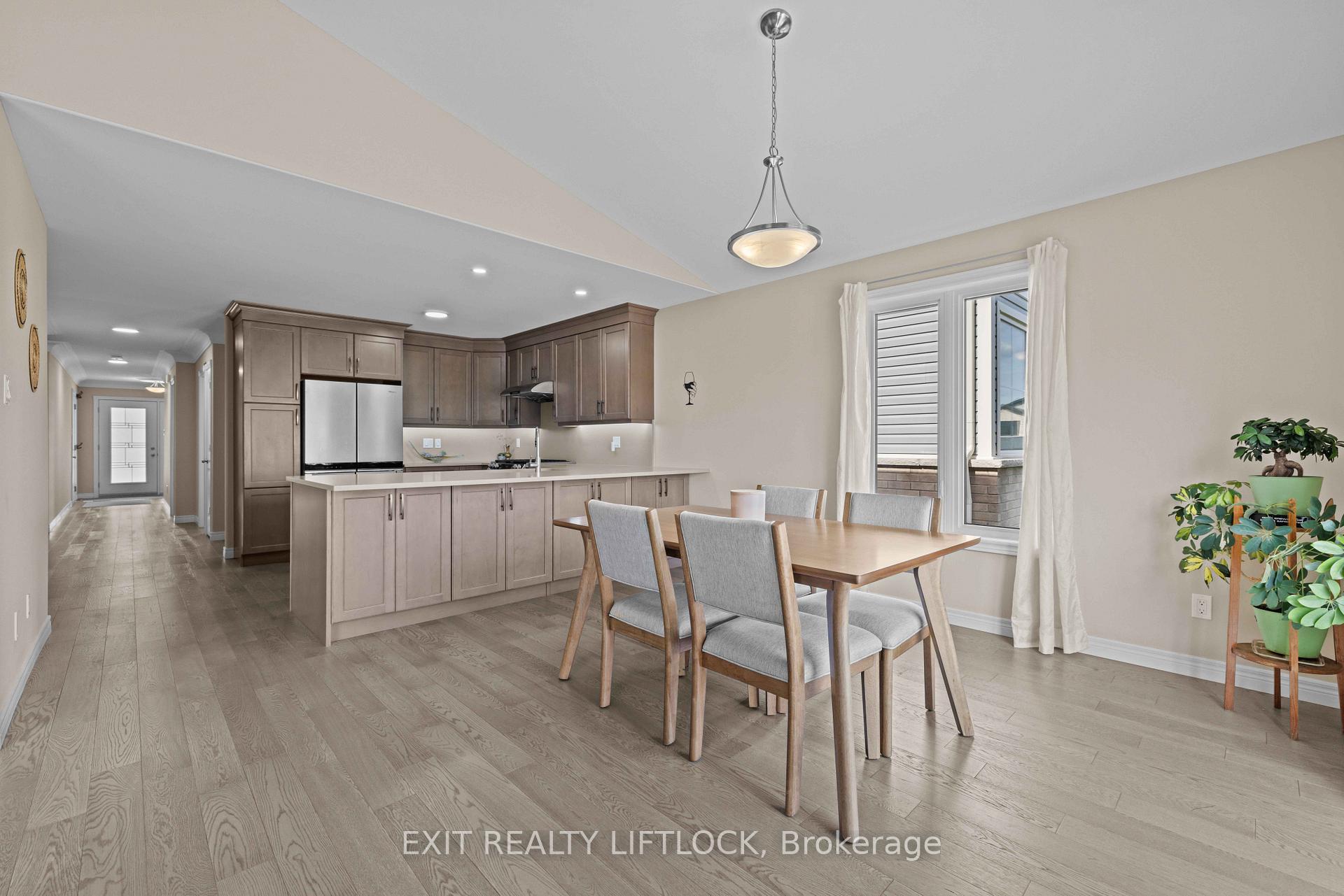 Photo 15 of 100 York Drive, Peterborough, Monaghan Ward 2 — HOMEH