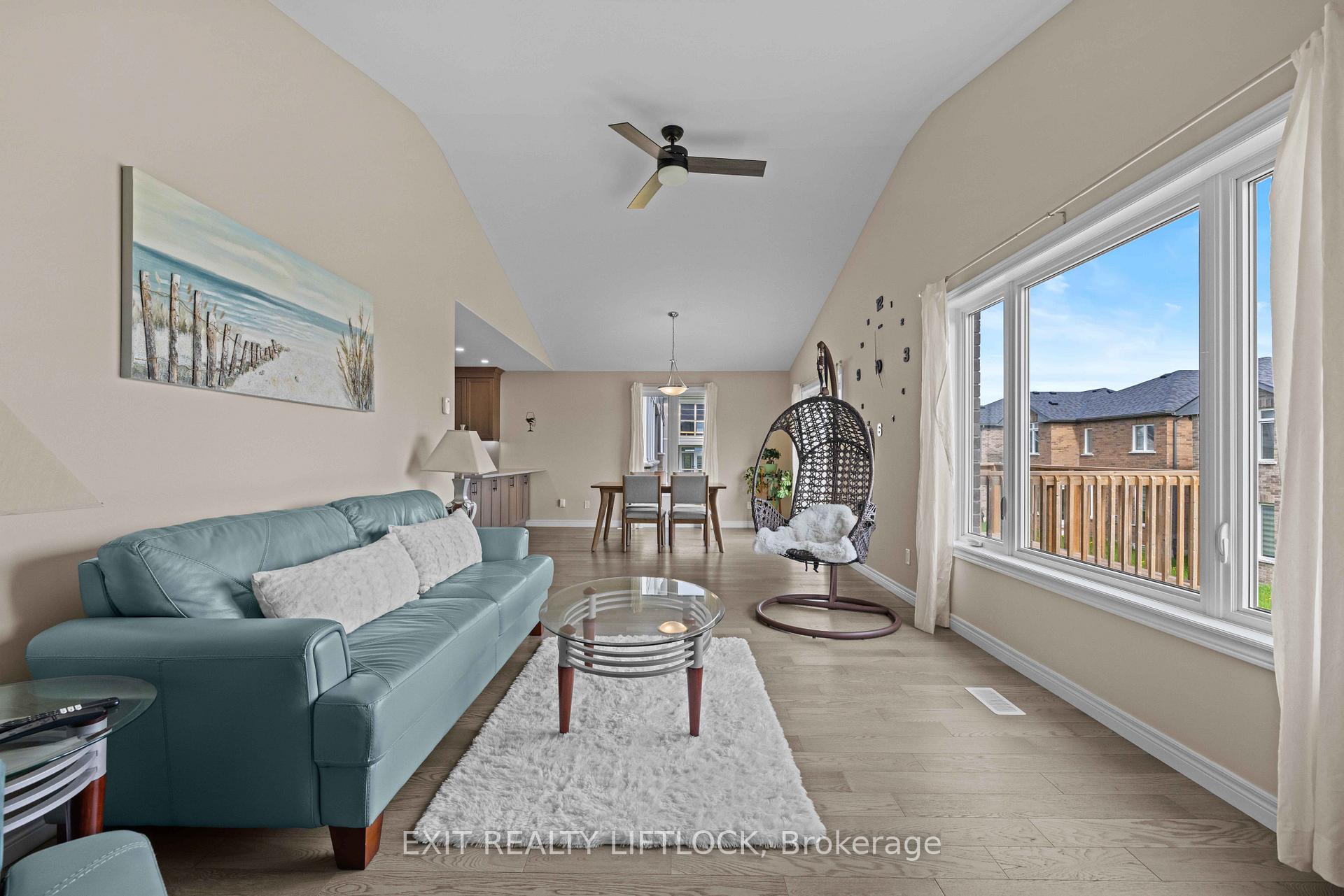 Photo 18 of 100 York Drive, Peterborough, Monaghan Ward 2 — HOMEH