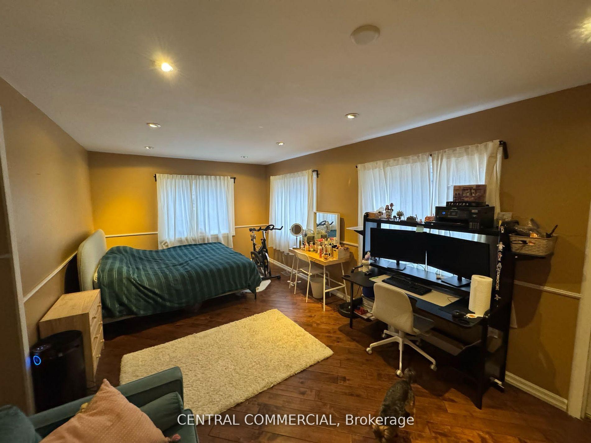 Photo 10 of 21 Jones Court, Aurora, Aurora Highlands — HOMEH