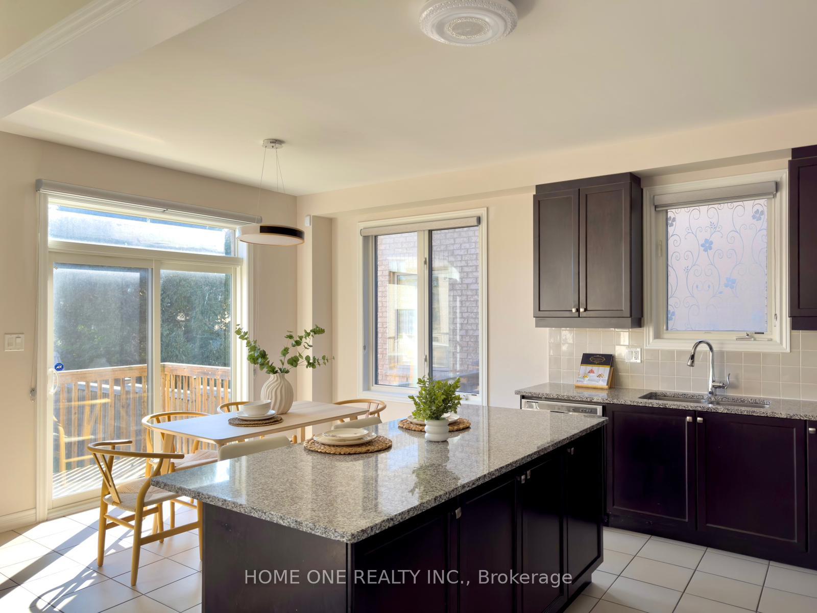 Photo 4 of 123 Braebrook Drive, Whitby, Rolling Acres — HOMEH