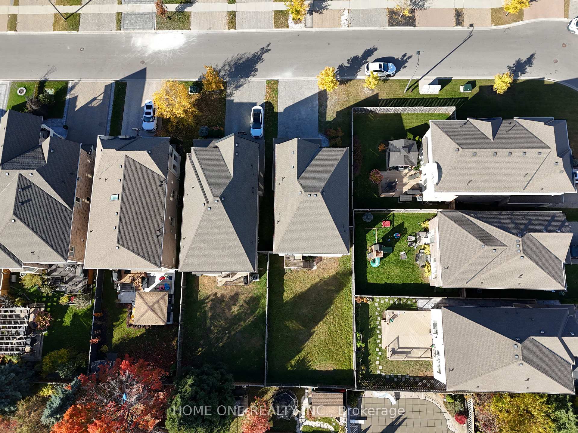 Photo 31 of 123 Braebrook Drive, Whitby, Rolling Acres — HOMEH