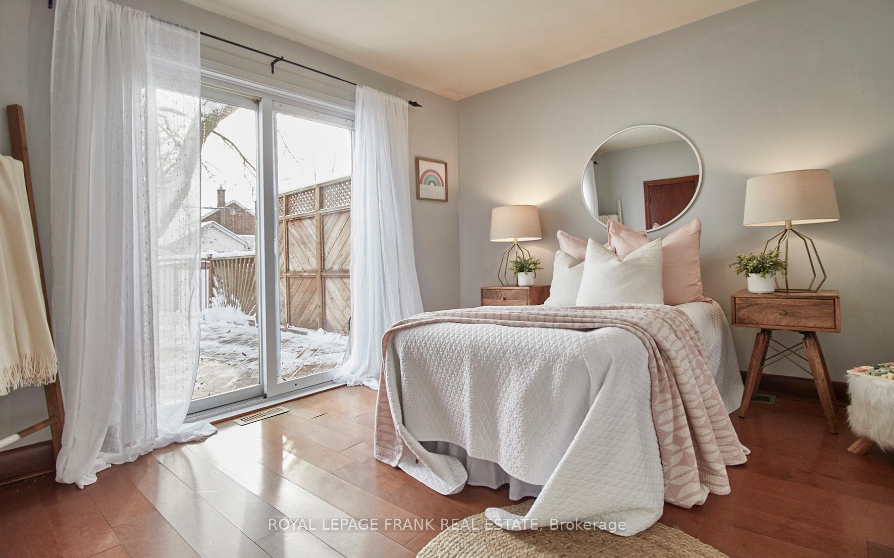 Photo 13 of 219 Greenwood Avenue, Oshawa, Vanier — HOMEH