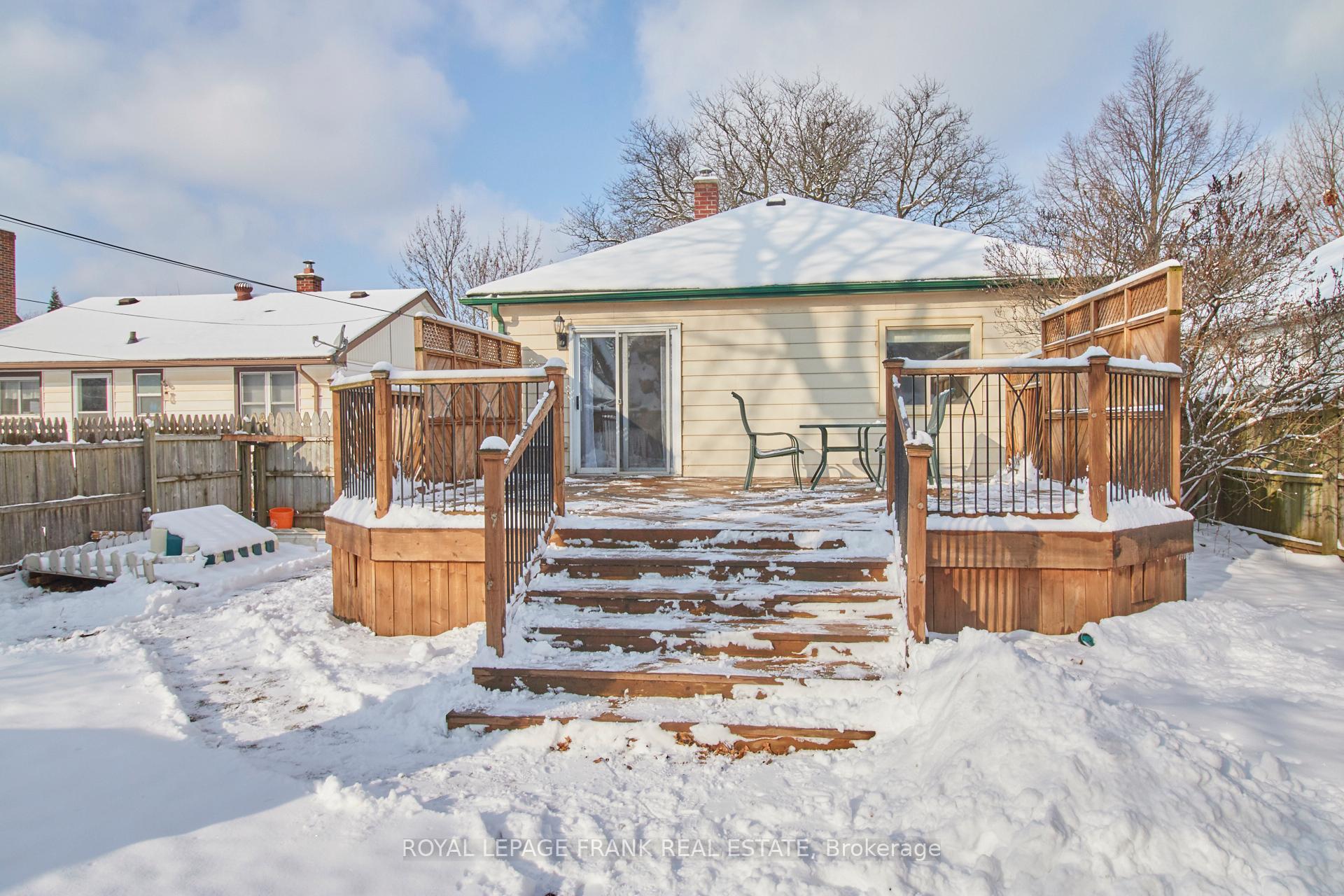 Photo 25 of 219 Greenwood Avenue, Oshawa, Vanier — HOMEH