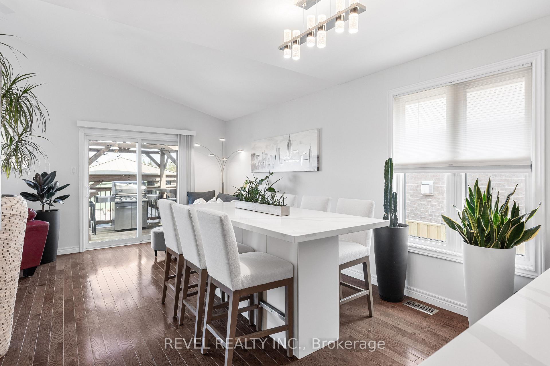 Photo 12 of 2726 Foxmeadow Road, Peterborough, Ashburnham Ward 4 — HOMEH