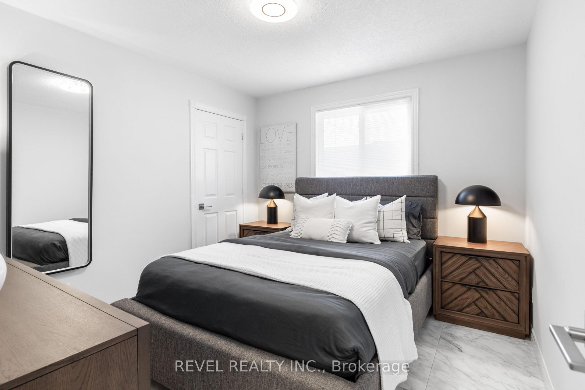 Photo 21 of 2726 Foxmeadow Road, Peterborough, Ashburnham Ward 4 — HOMEH
