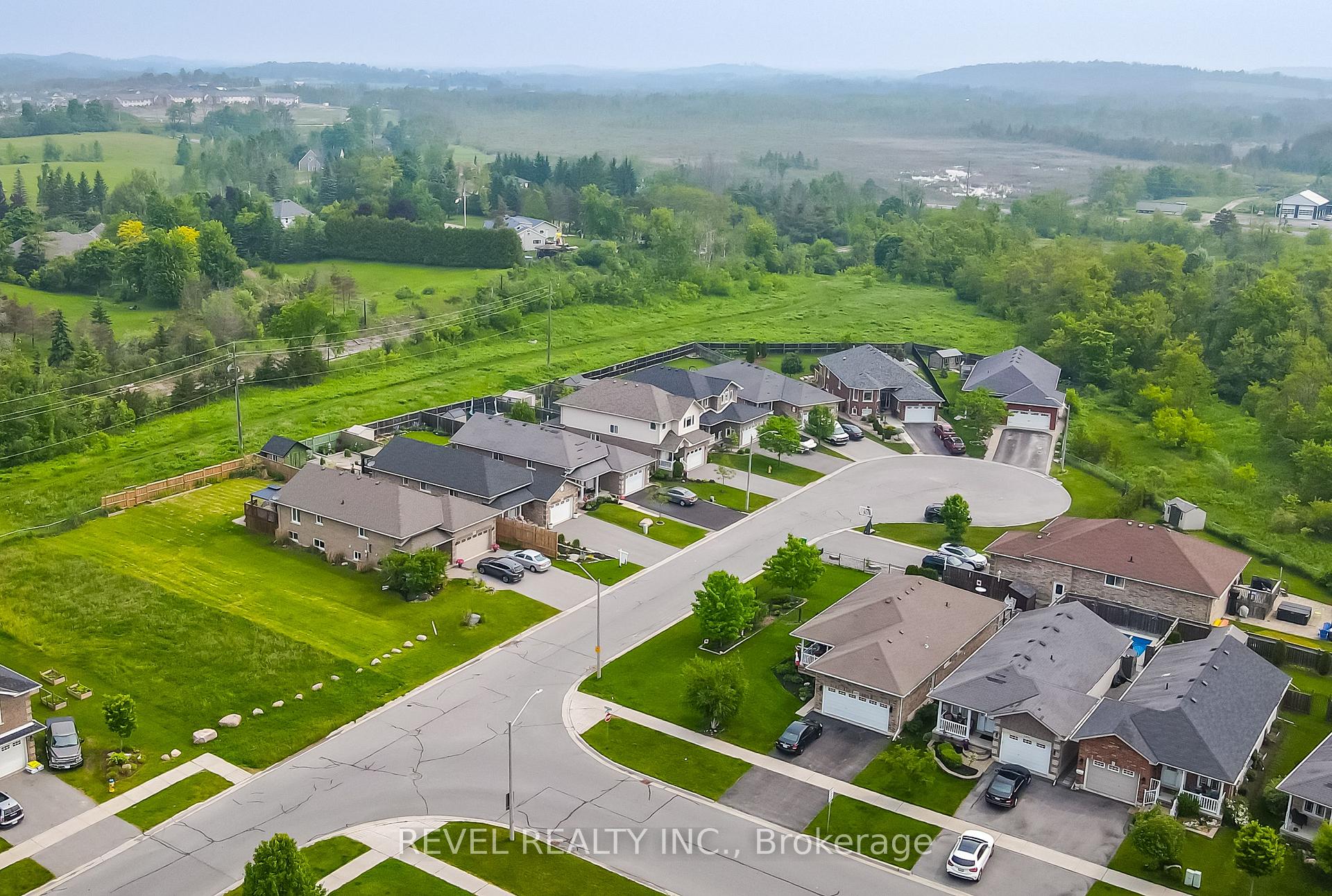 Photo 40 of 2726 Foxmeadow Road, Peterborough, Ashburnham Ward 4 — HOMEH