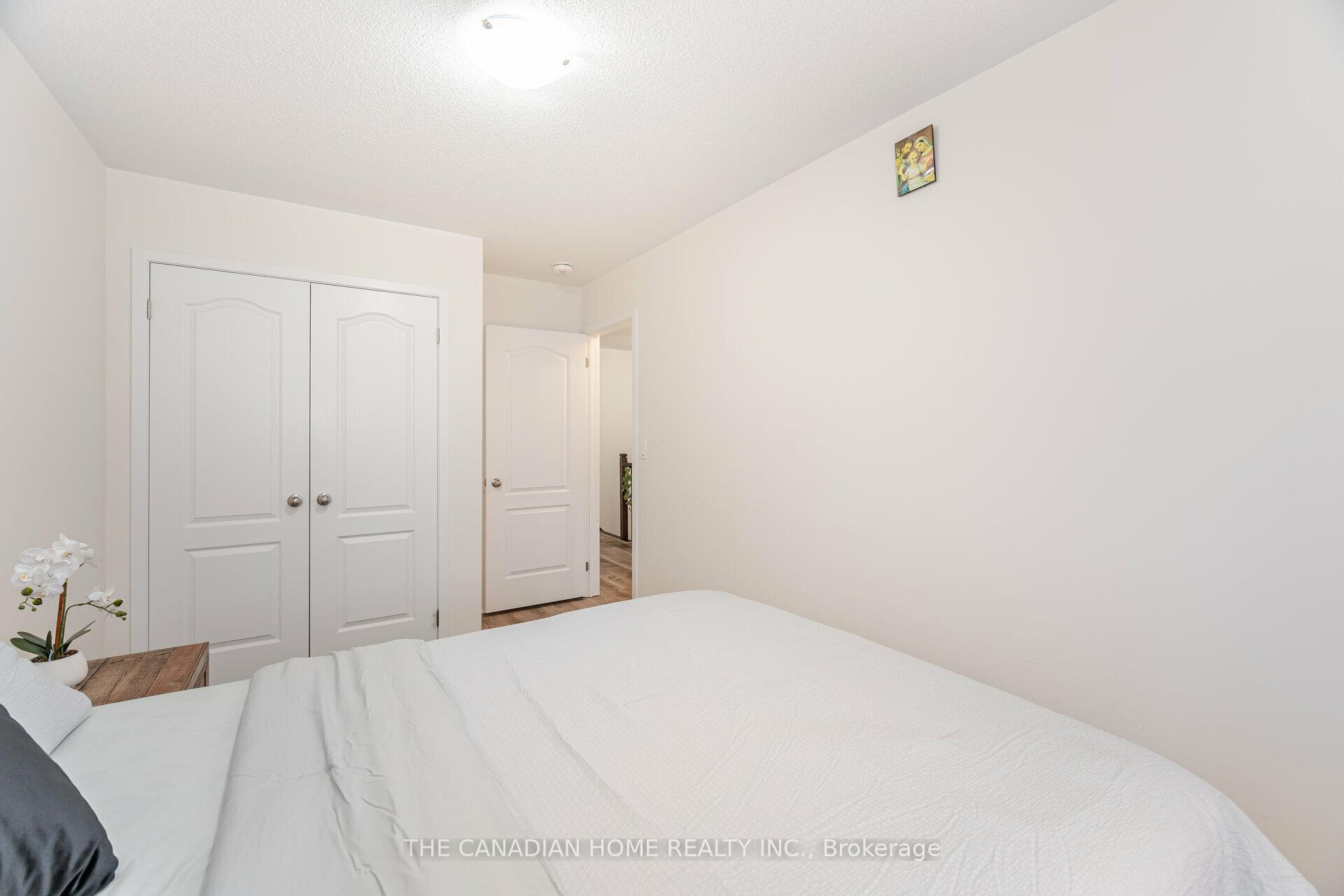 Photo 30 of 979 Kicking Horse Path, Oshawa, McLaughlin — HOMEH