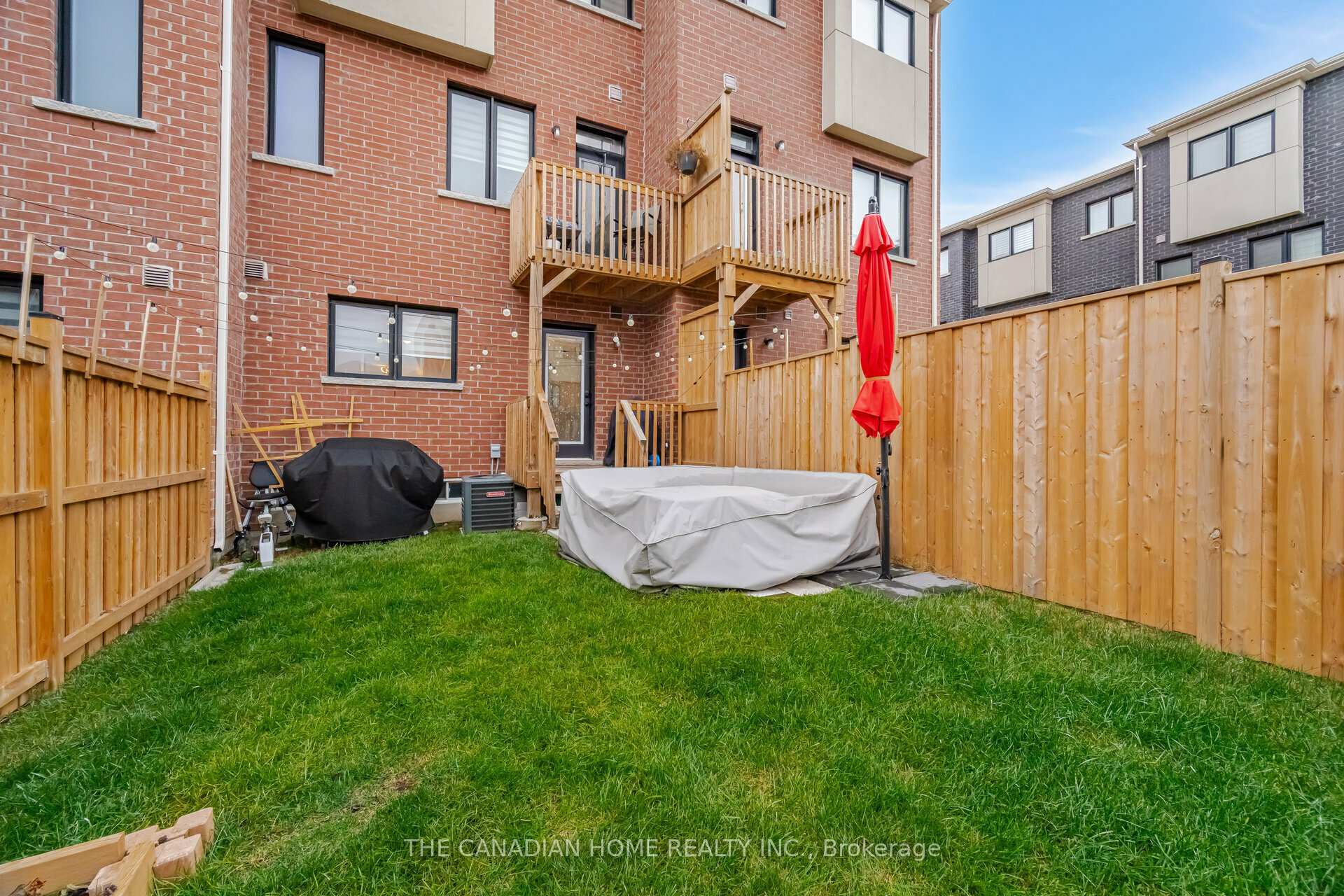 Photo 39 of 979 Kicking Horse Path, Oshawa, McLaughlin — HOMEH