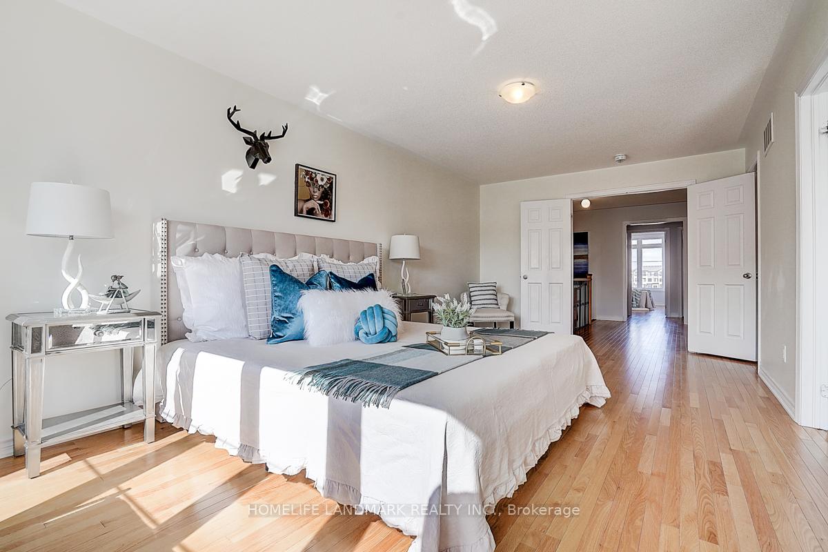 Photo 5 of 142 Dundonnell Place, Vaughan, Vellore Village — HOMEH