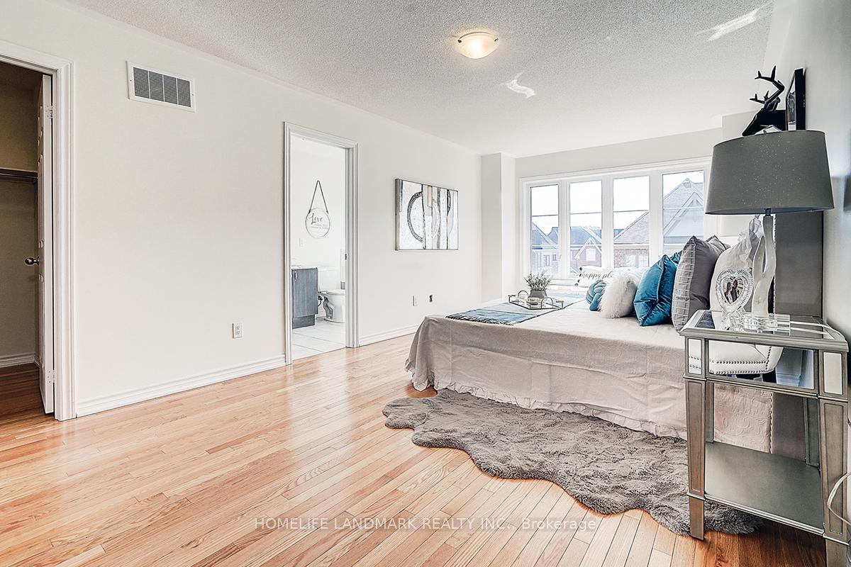 Photo 6 of 142 Dundonnell Place, Vaughan, Vellore Village — HOMEH