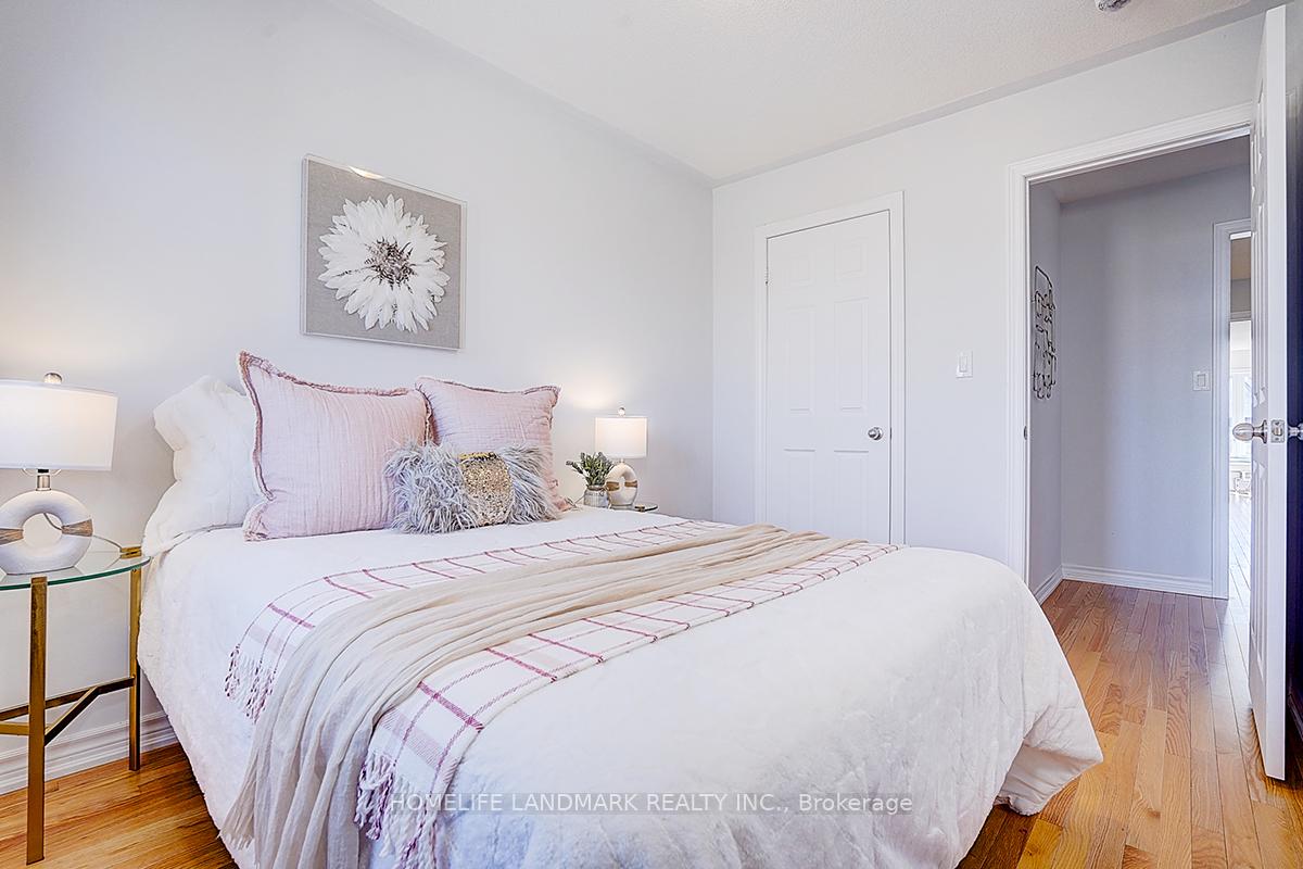 Photo 11 of 142 Dundonnell Place, Vaughan, Vellore Village — HOMEH