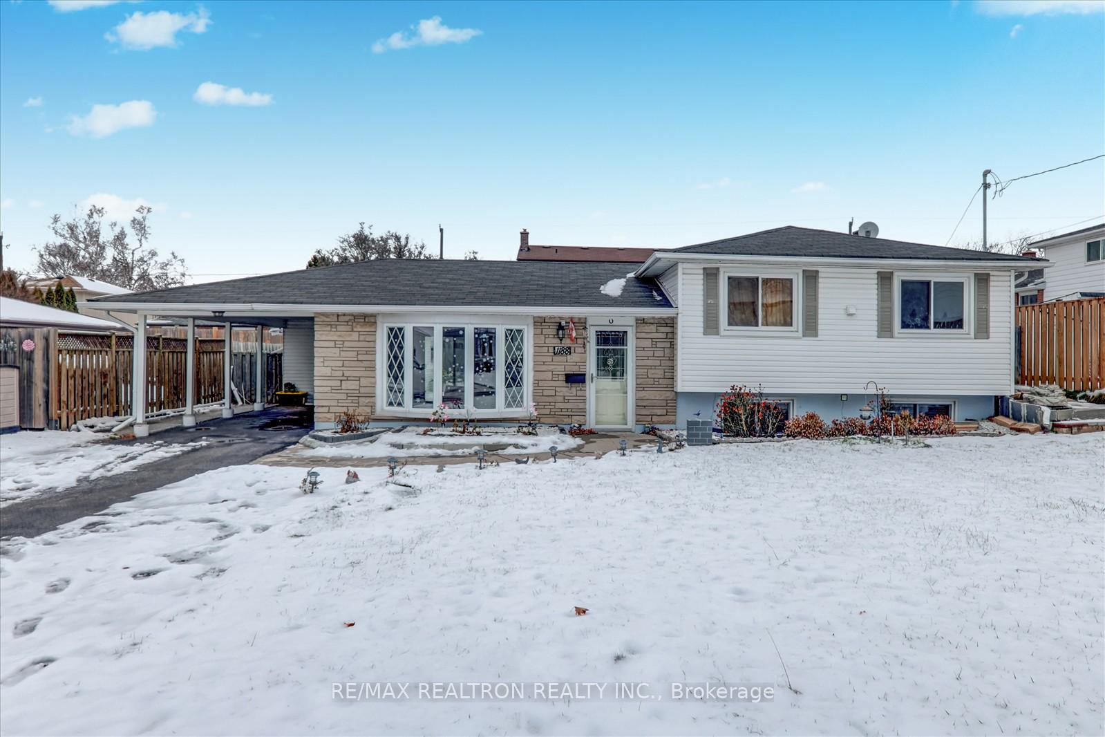 Photo 1 of 1188 Wakefield Crescent, Oshawa, Donevan — HOMEH